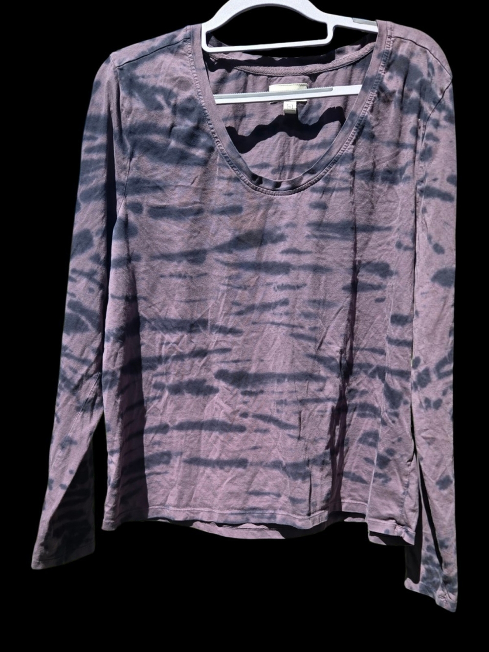 Scoop Neck Long-Sleeve Tee in Mauve Tie-Dye